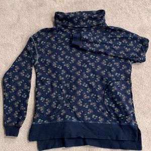 Women’s floral top in size UK 8